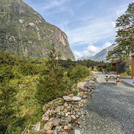 Milford Sound Lodge Ngoại thất bức ảnh