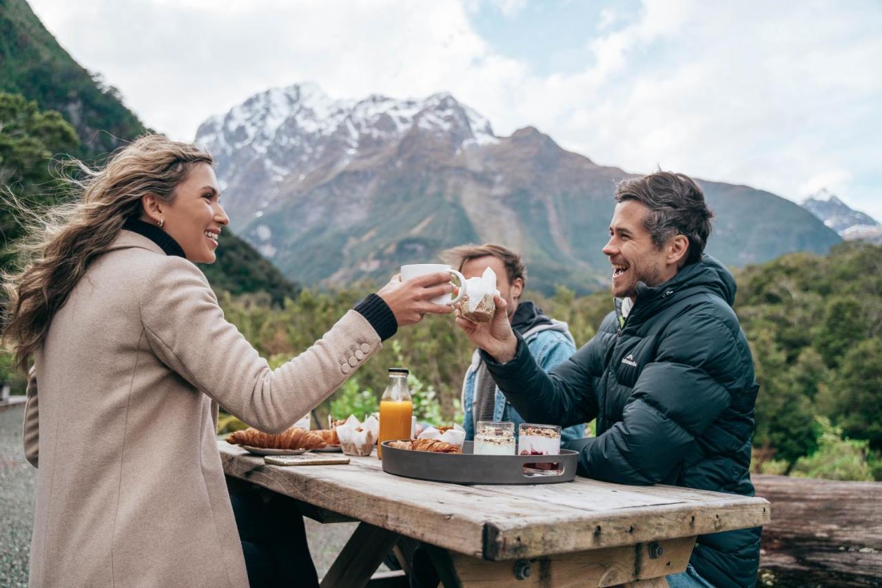 Milford Sound Lodge Ngoại thất bức ảnh