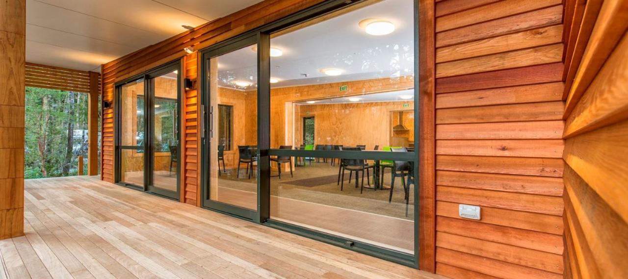 Milford Sound Lodge Ngoại thất bức ảnh