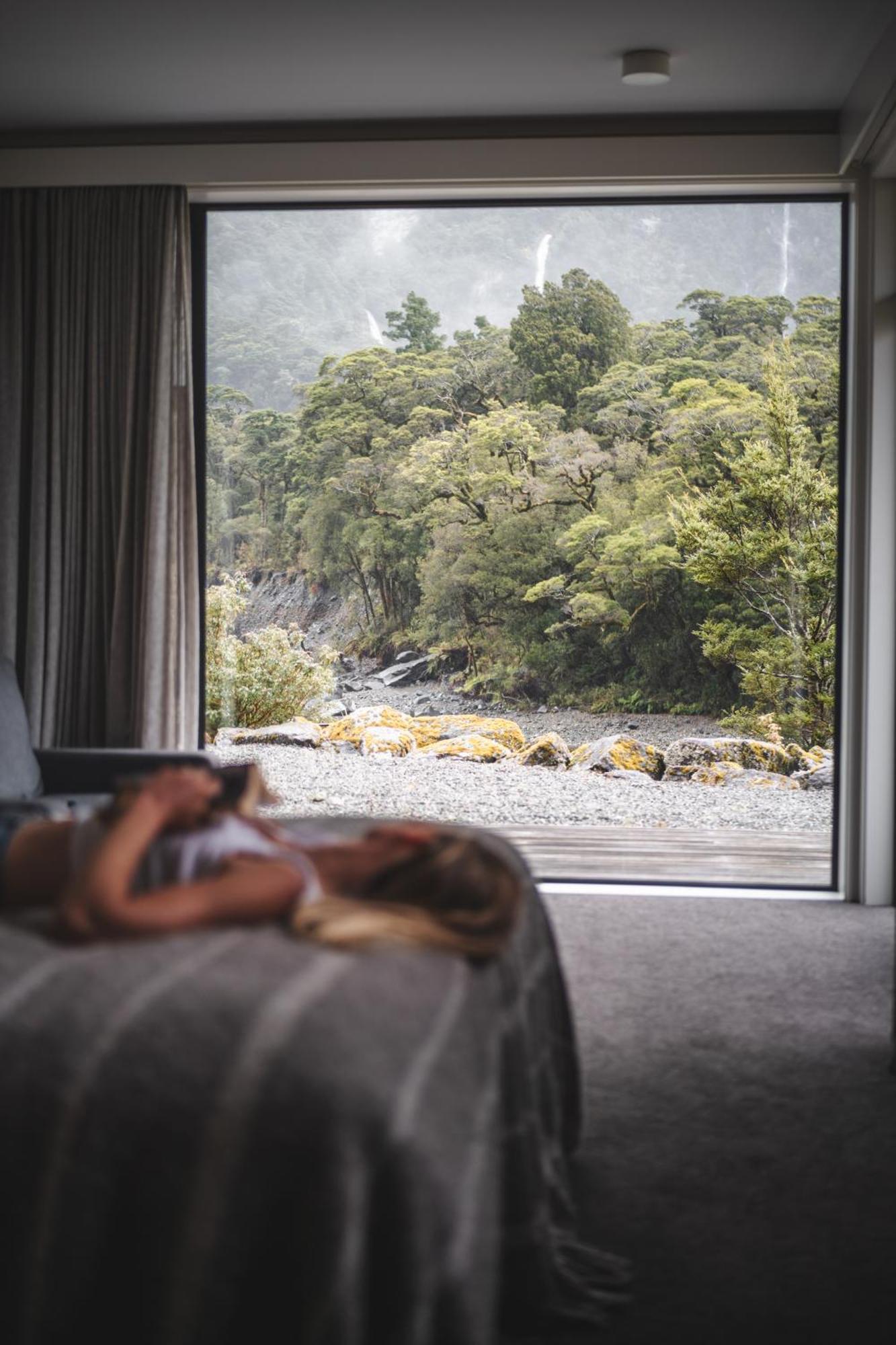 Milford Sound Lodge Ngoại thất bức ảnh