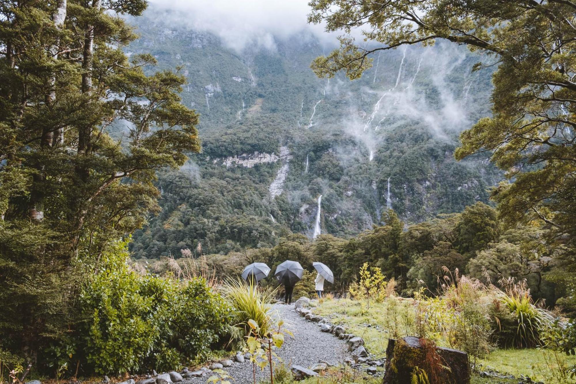 Milford Sound Lodge Ngoại thất bức ảnh